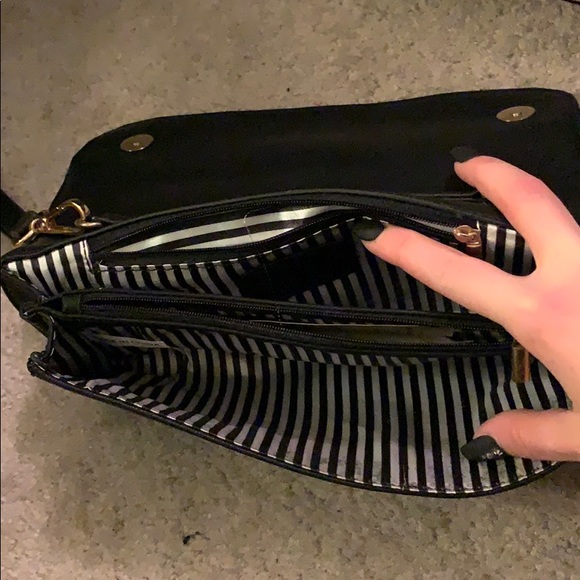 Smaller black and gold wristlet - Picture 2 of 3